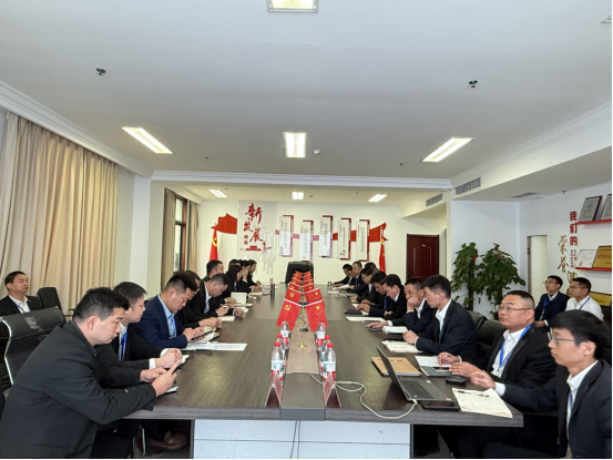 壓實責(zé)任 聚力攻堅 | 寶盈建設(shè)11月生產(chǎn)、安全、質(zhì)量管理總結(jié)會議圓滿召開!